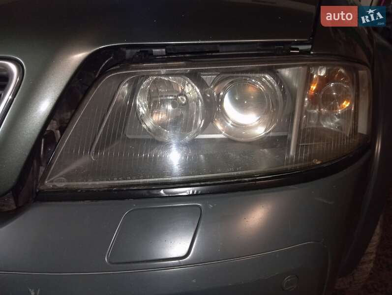 Универсал Audi A6 Allroad 2002 в Вараше