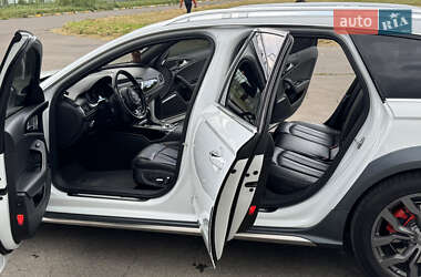 Универсал Audi A6 Allroad 2015 в 