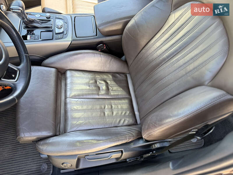 Универсал Audi A6 Allroad 2012 в Вараше