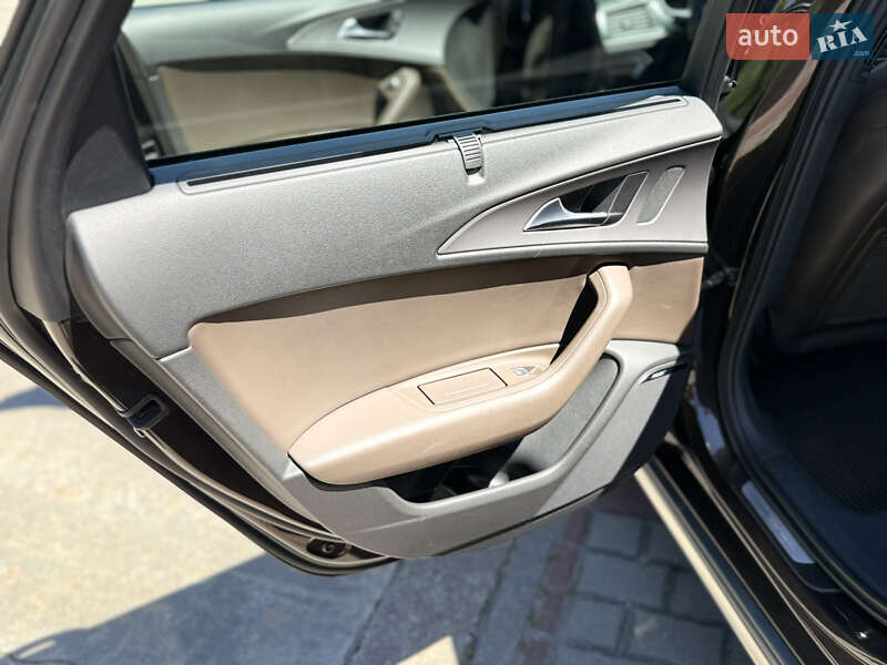 Универсал Audi A6 Allroad 2012 в Вараше
