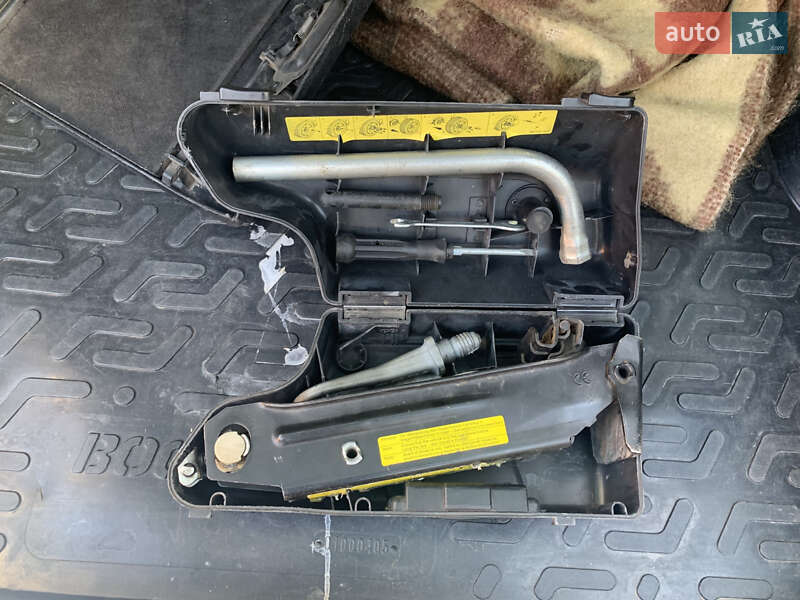 Универсал Audi A6 Allroad 2003 в Черновцах