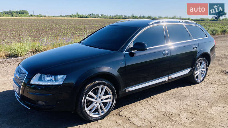 Универсал Audi A6 Allroad 2010 в 