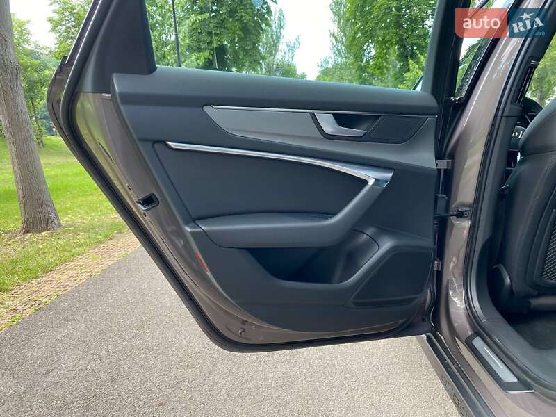 Універсал Audi A6 Allroad 2019 в Києві