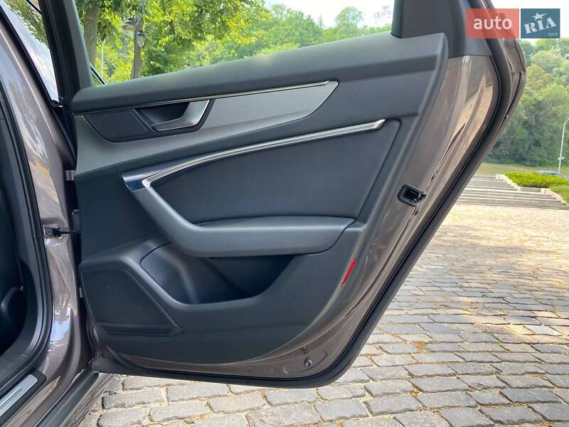 Універсал Audi A6 Allroad 2019 в Києві