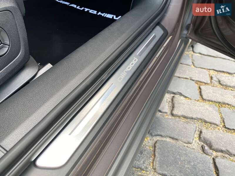 Універсал Audi A6 Allroad 2019 в Києві