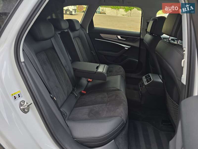 Універсал Audi A6 Allroad 2020 в Рівному