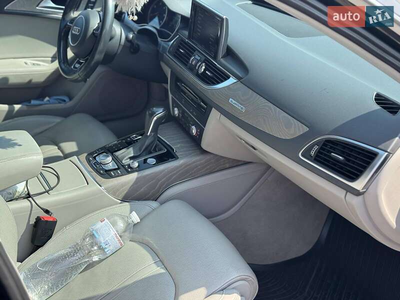 Универсал Audi A6 Allroad 2015 в Киеве