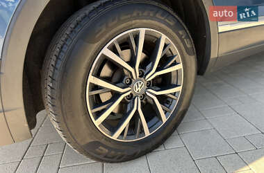 Универсал Audi A6 Allroad 2016 в 