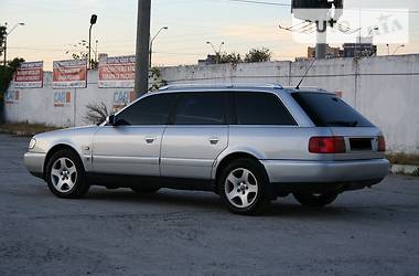 Универсал Audi A6 1997 в 