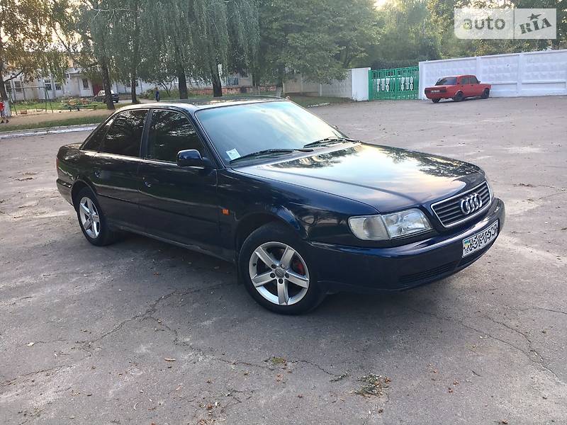 Седан Audi A6 1995 в Ровно