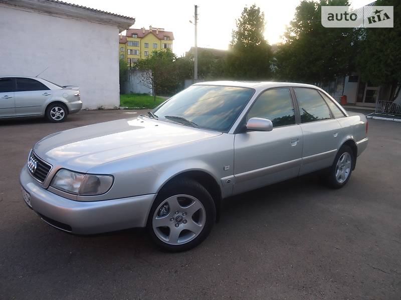 Седан Audi A6 1996 в Трускавце