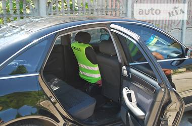 Седан Audi A6 1999 в 