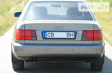 Седан Audi A6 1995 в Чернигове