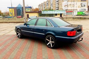 Седан Audi A6 1995 в Харькове