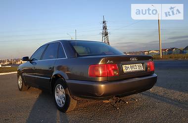 Седан Audi A6 1996 в Одессе