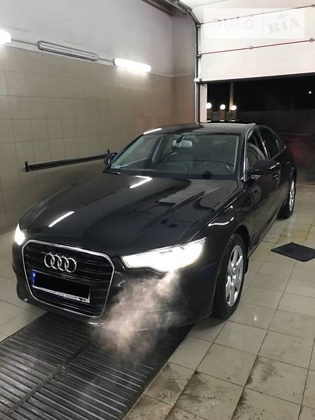 Седан Audi A6 2012 в 