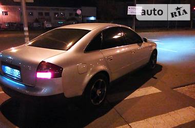 Седан Audi A6 2001 в 