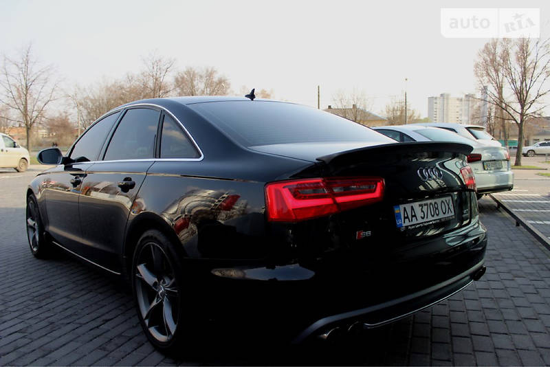 Седан Audi A6 2013 в Киеве