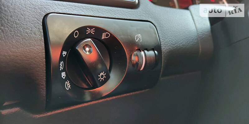 Універсал Audi A6 2002 в Малині