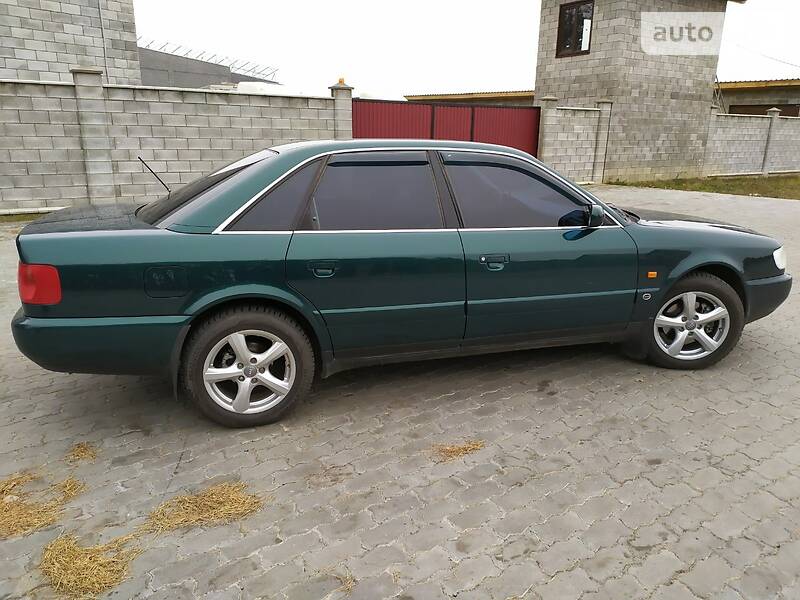 Седан Audi A6 1997 в 