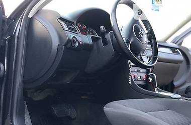 Седан Audi A6 2003 в 