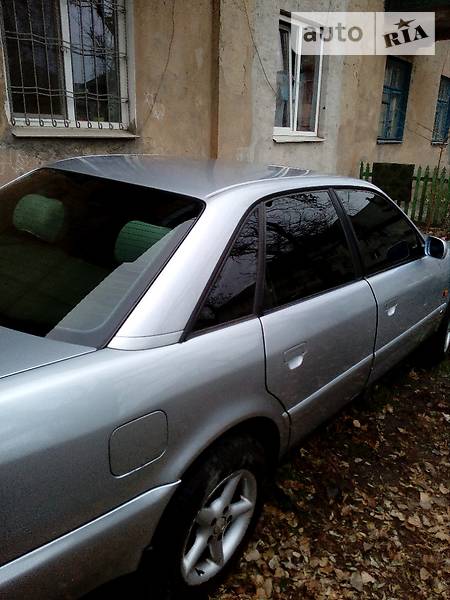 Седан Audi A6 1997 в Кривом Роге