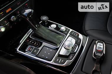 Седан Audi A6 2014 в 