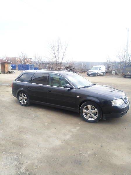 Универсал Audi A6 2000 в 