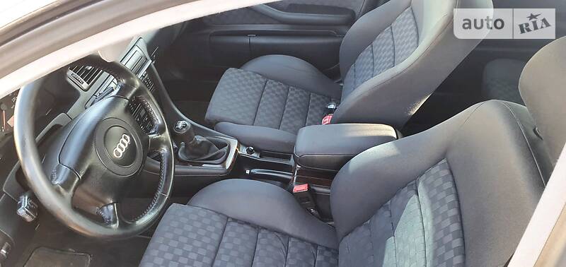 Универсал Audi A6 2001 в Львове