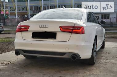 Седан Audi A6 2012 в 