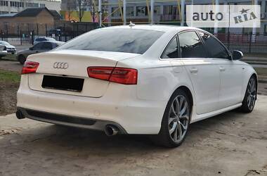 Седан Audi A6 2012 в 