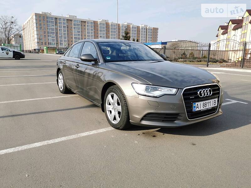 Седан Audi A6 2013 в 