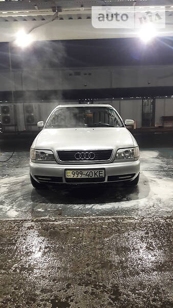 Седан Audi A6 1995 в Киеве