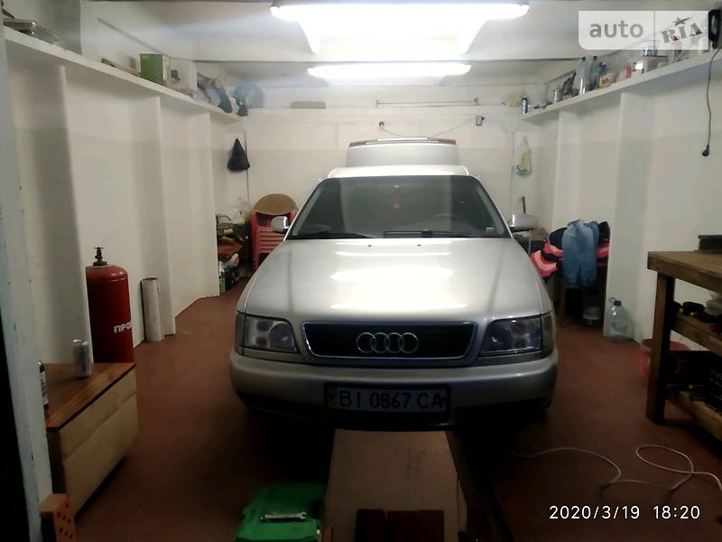 Седан Audi A6 1995 в Кременчуге