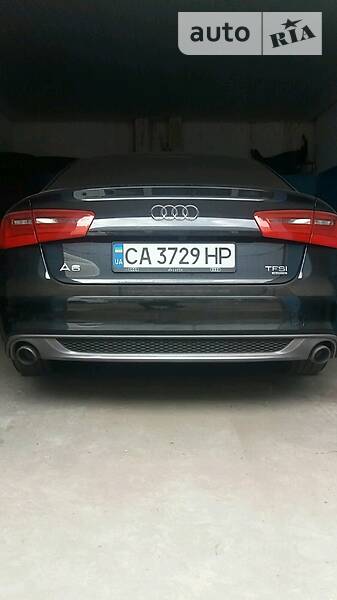 Седан Audi A6 2012 в 