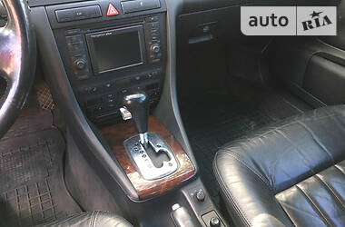 Седан Audi A6 2003 в 
