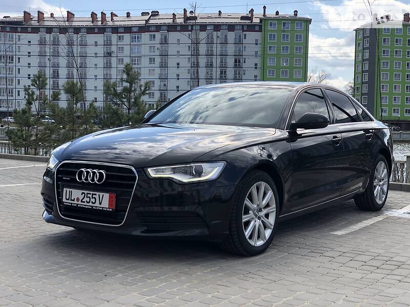 Седан Audi A6 2012 в 
