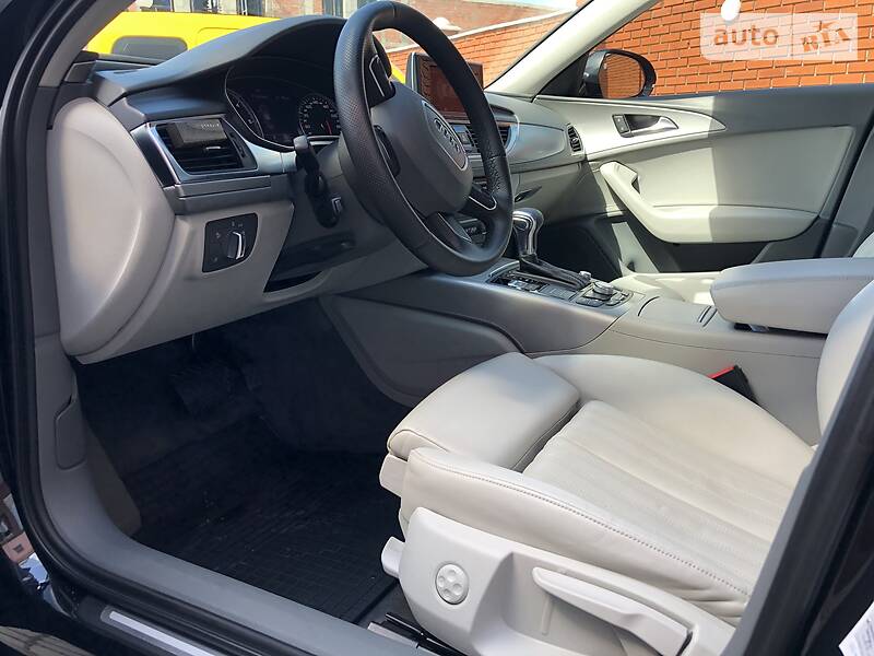 Седан Audi A6 2012 в Мукачевому