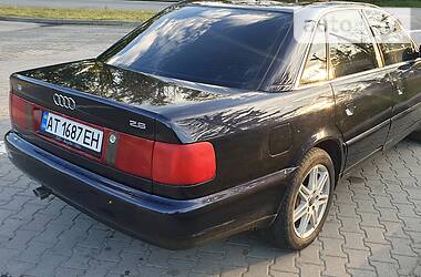 Седан Audi A6 1995 в Калуші