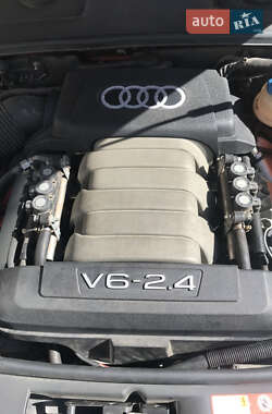 Седан Audi A6 2004 в Николаеве