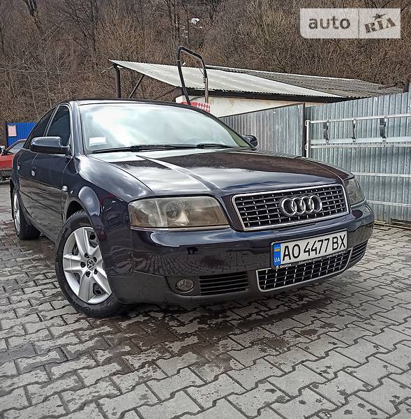 Седан Audi A6 2002 в Рахове