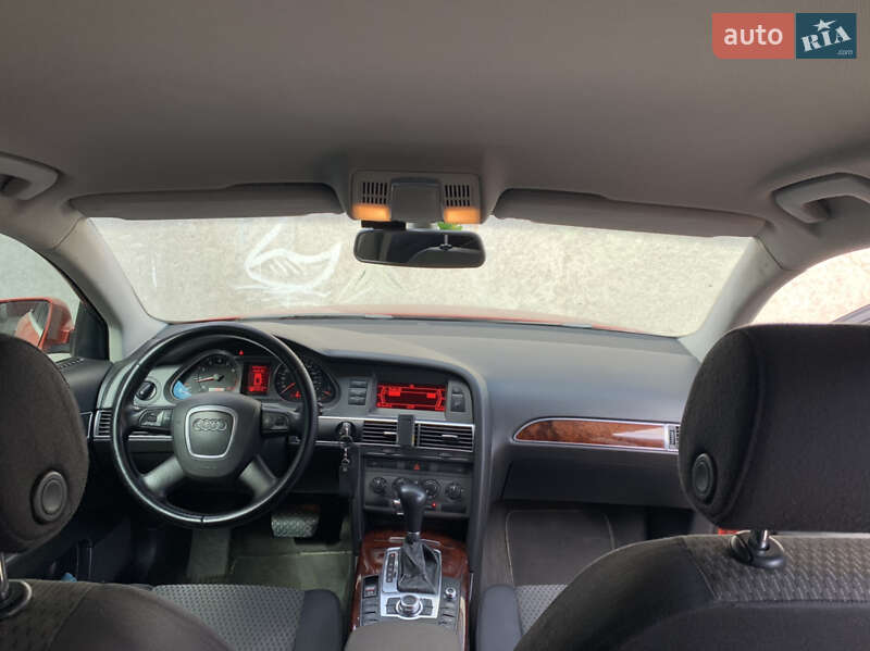 Седан Audi A6 2004 в Николаеве