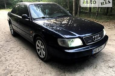 Седан Audi A6 1996 в Вишневом