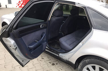Седан Audi A6 2000 в 