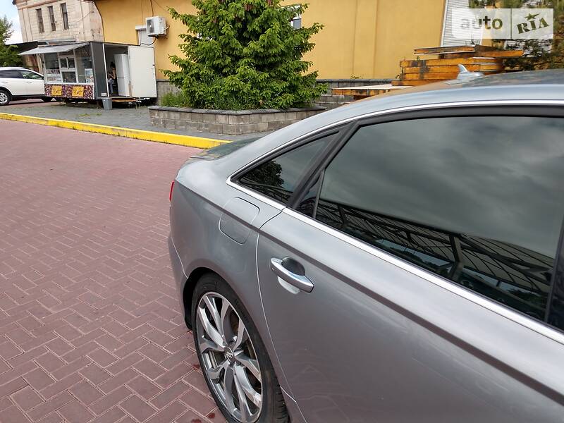 Седан Audi A6 2014 в Ровно