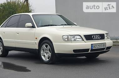 Седан Audi A6 1995 в Береговому