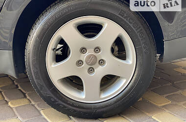 Седан Audi A6 1999 в 