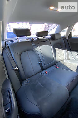 Седан Audi A6 2011 в 