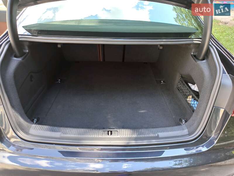 Седан Audi A6 2014 в Тернополе