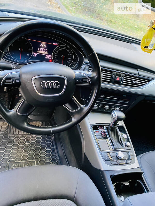 Седан Audi A6 2013 в Ужгороде